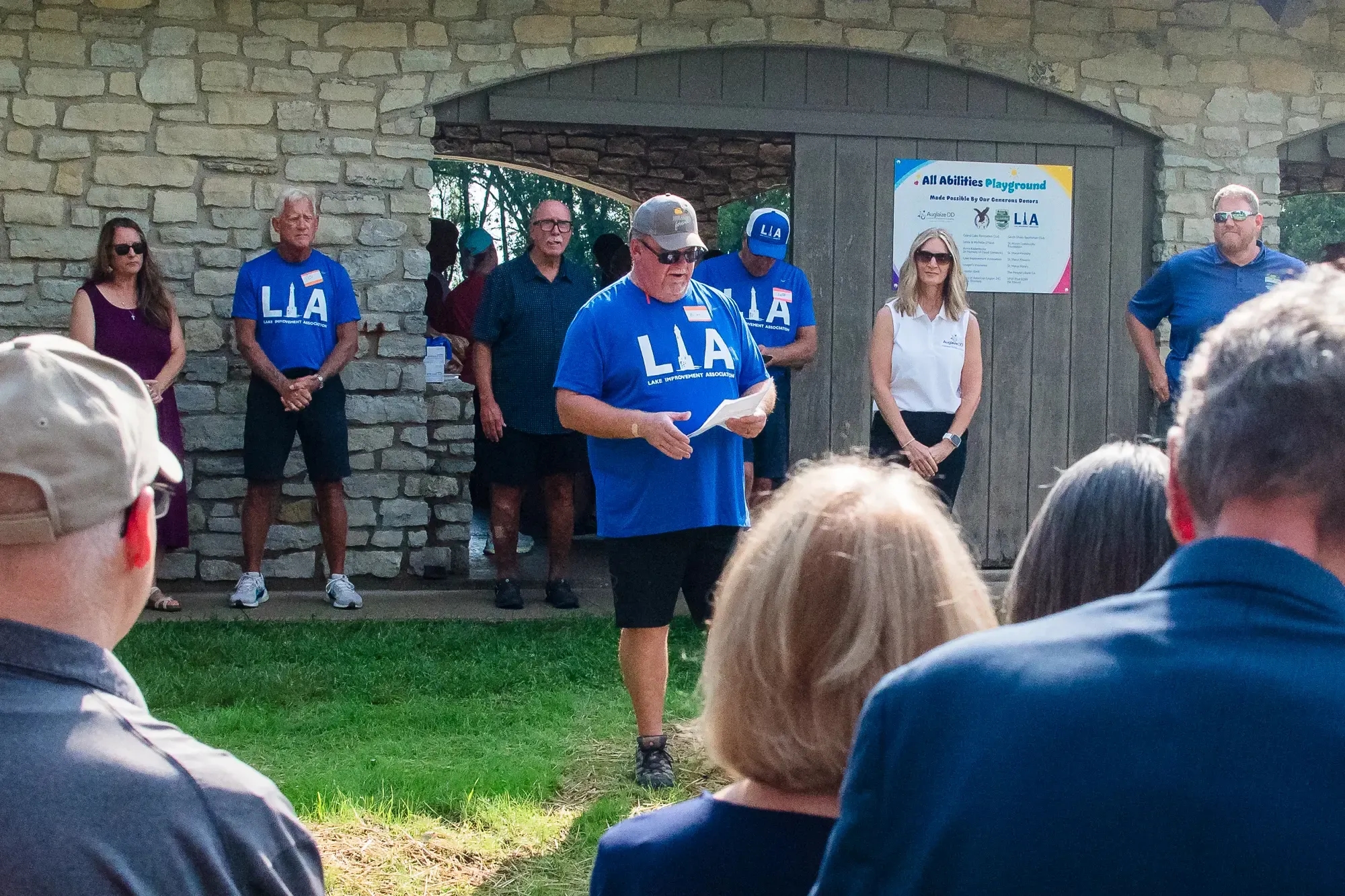 LIA Board Member Brian Miller presents at East Bank State Park. Photo by Brian Monroe